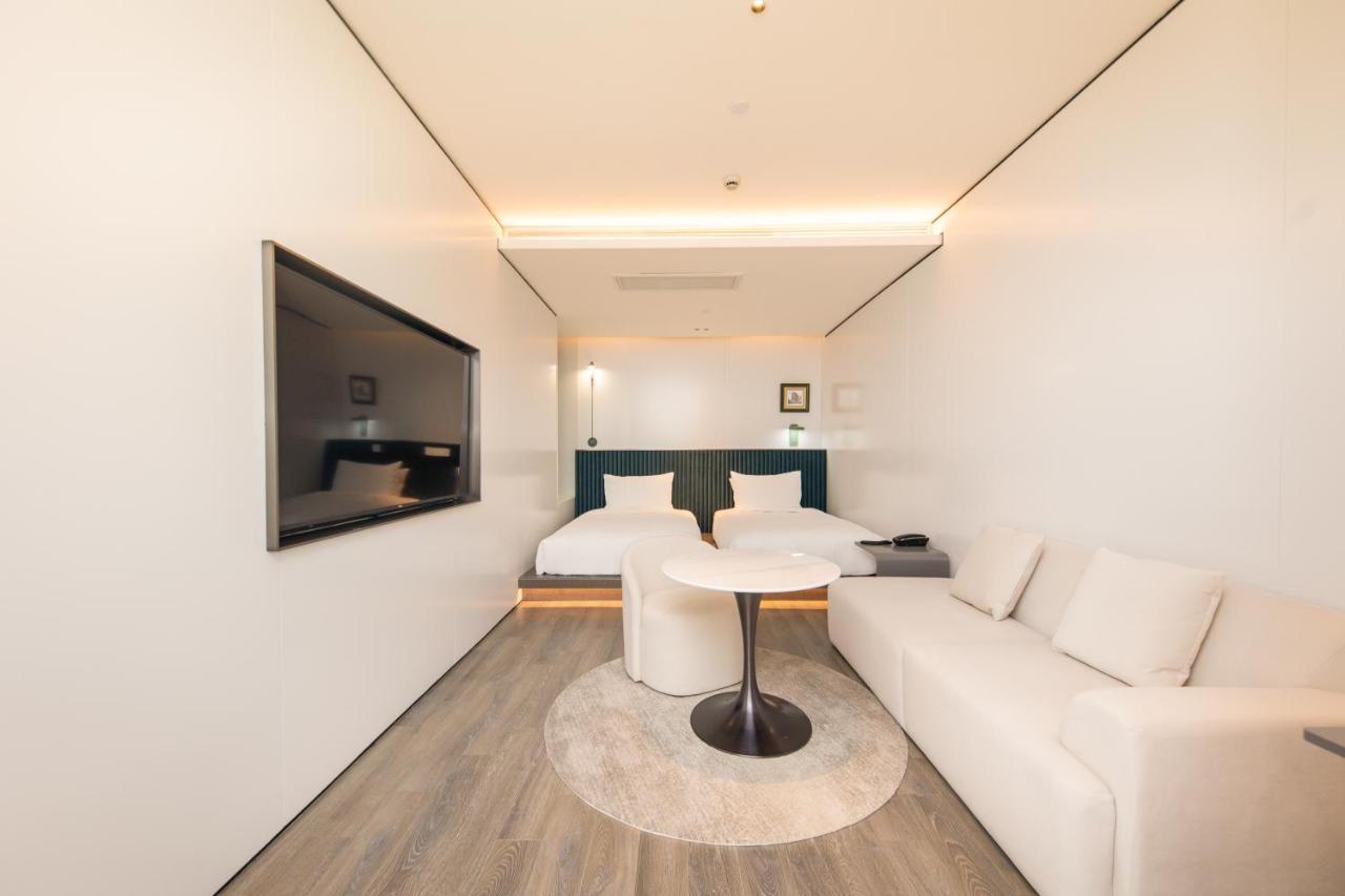 Autoongo Bund 3* Shanghai